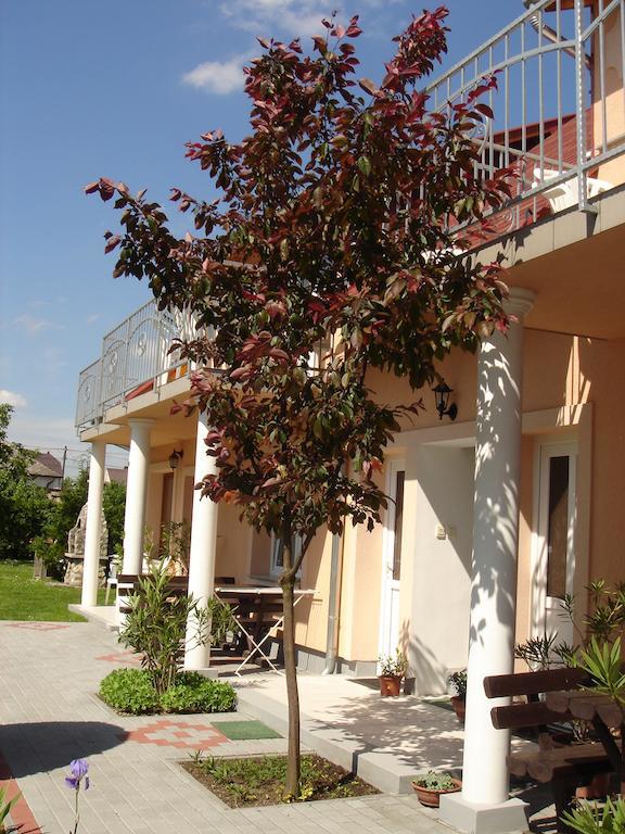 Villa Mónika Keszthely Exterior foto