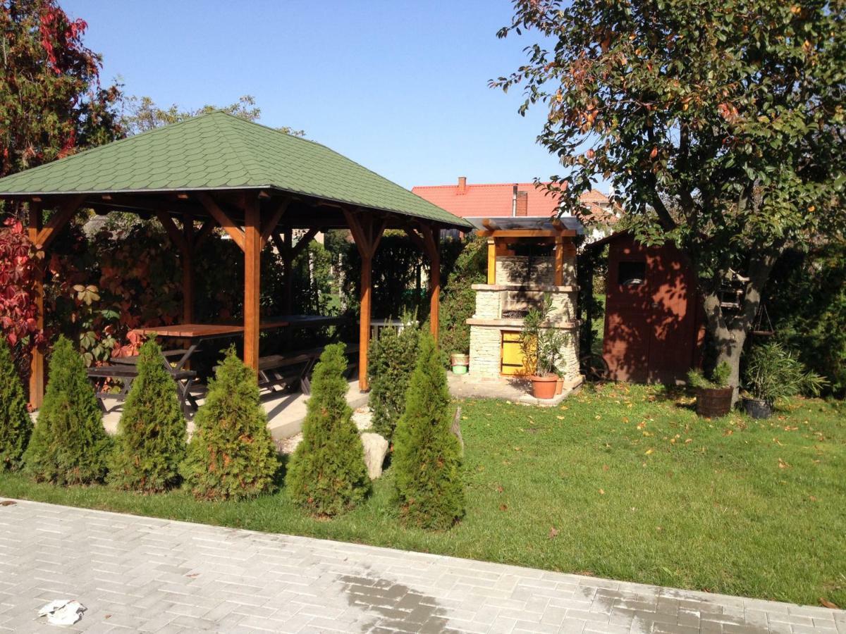Villa Mónika Keszthely Exterior foto